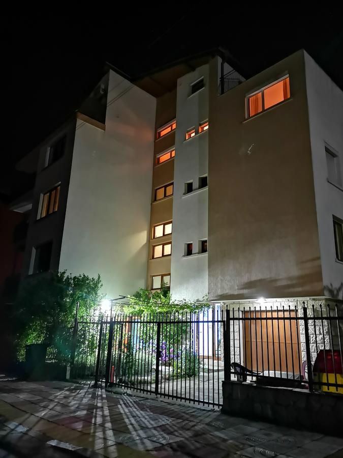 Paunovi Guest House Primorsko Exterior photo